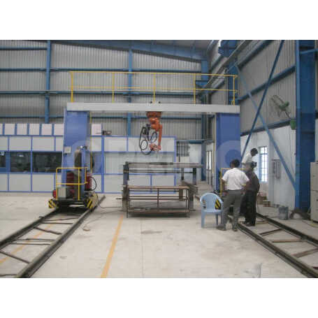 ROBOTIC RAILWAY SIDE WALL AND ROOF WELDING CELL